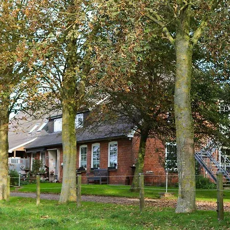 Ferienwohnung-strand-edomsharder-hof-nordstrand * نوردستراند